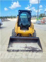 CAT 242 D Šmykom riadené nakladače