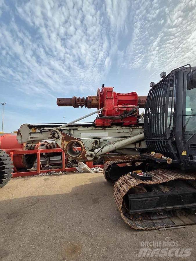Comacchio CH450 Povrchové vrtné súpravy
