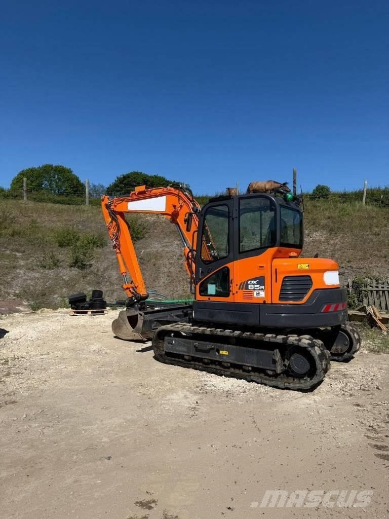 Doosan DX 85 R-3 Midi rýpadlá 7 t - 12 t