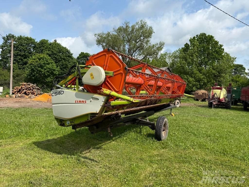 CLAAS Avero 240 Kombinované zberacie stroje