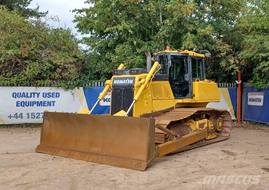Komatsu D65PX-18E0 Pásové dozéry