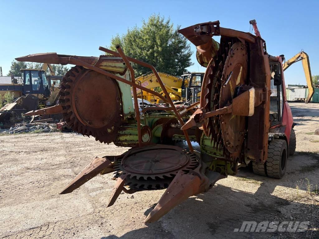 CLAAS RU 450 Samochodné kosačky