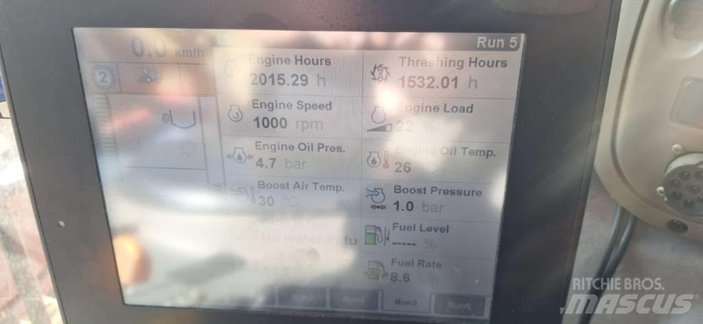 Case IH 9010 Kombinované zberacie stroje