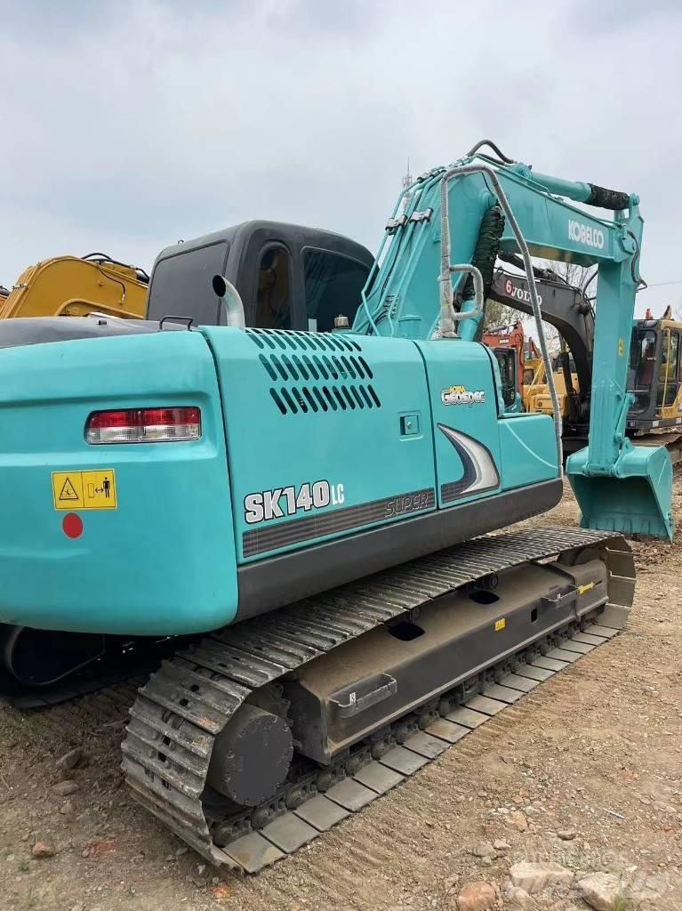 Kobelco SK140 Pásové rýpadlá