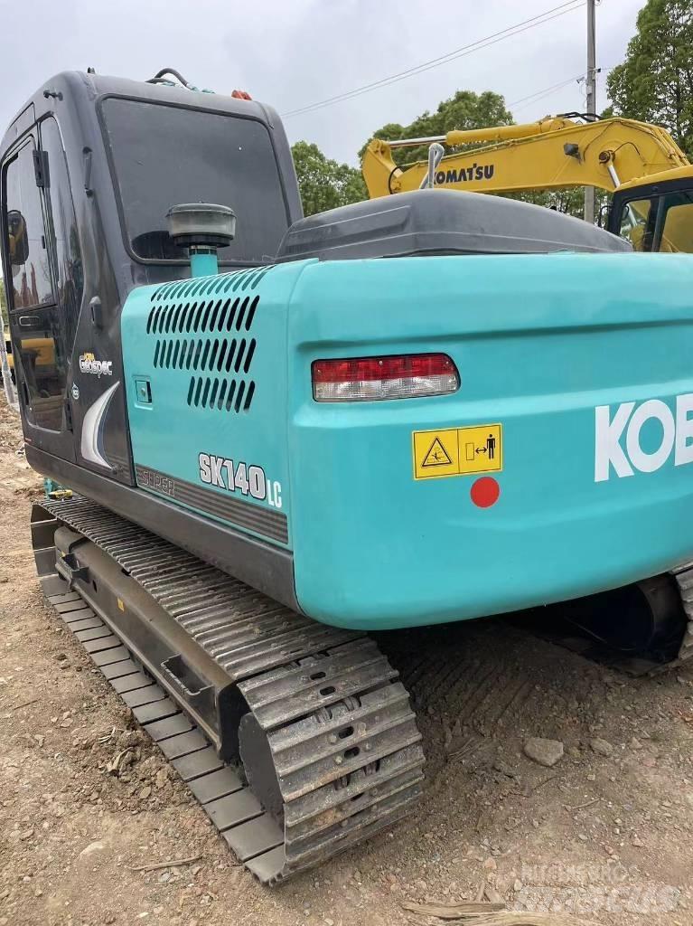 Kobelco SK140 Pásové rýpadlá