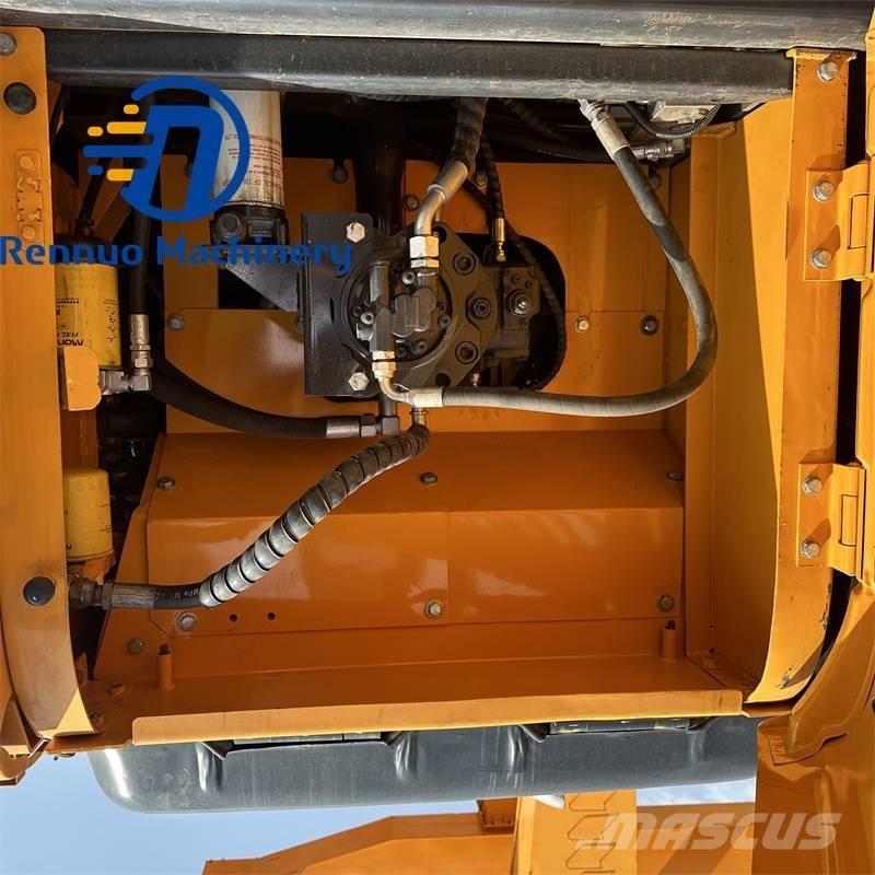 Hyundai 215-9S Pásové rýpadlá