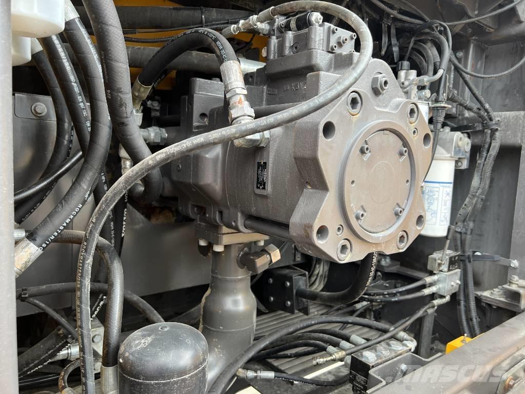 Volvo EC750E L Pásové rýpadlá