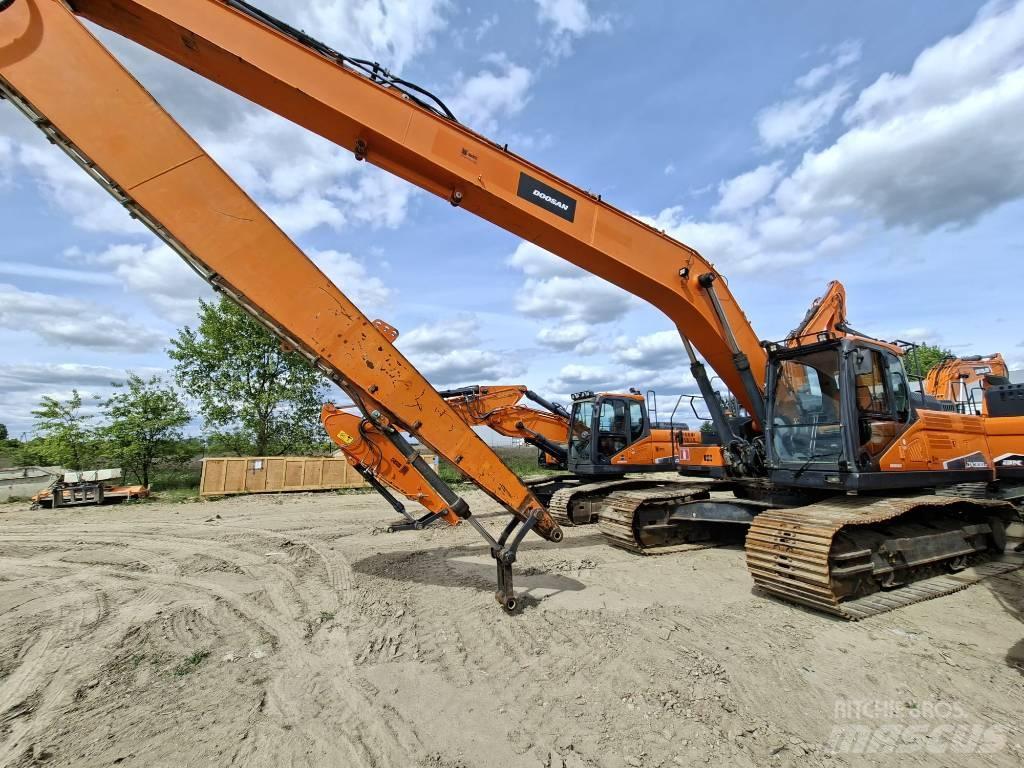 Doosan DX 300 LC-5 Pásové rýpadlá