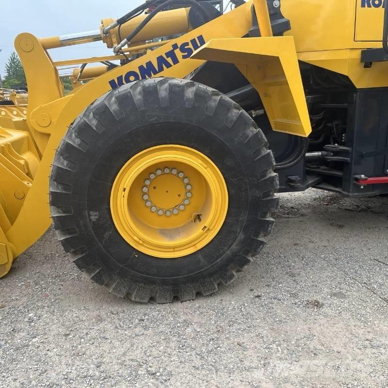 Komatsu WA 380 Kolesové nakladače