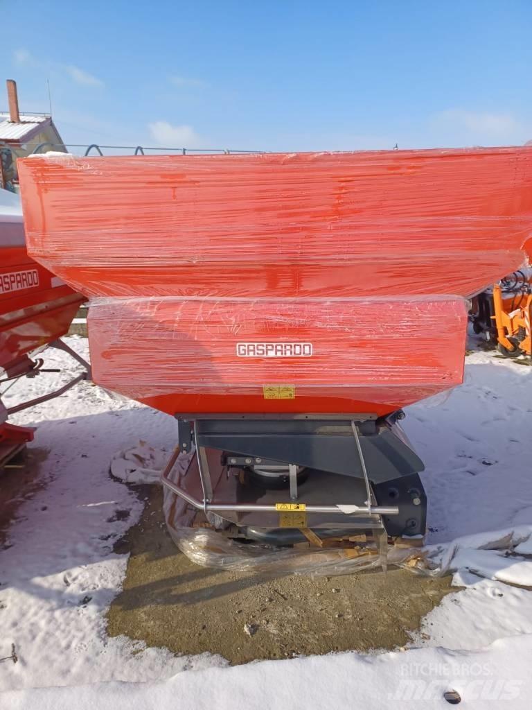 Maschio Zeno 24 Rozmetadlá priemyselných hnojív