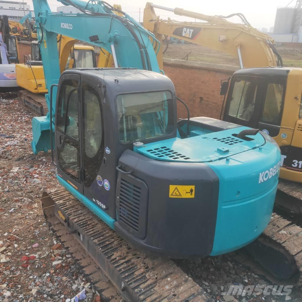 Kobelco SK 135 SR Pásové rýpadlá