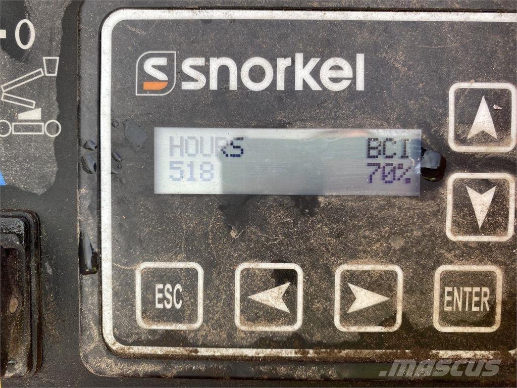 Snorkel A38E Kĺbové plošiny