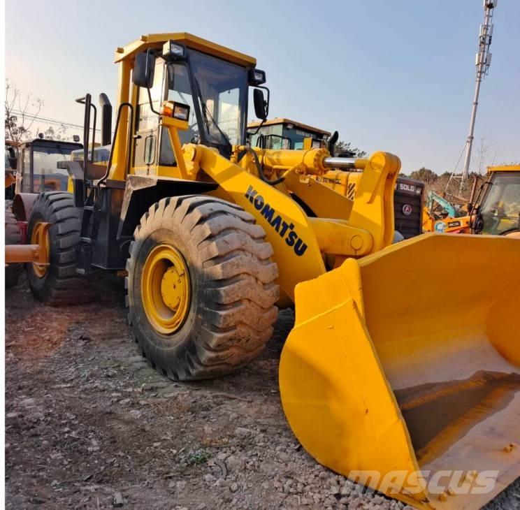 Komatsu WA 470 Kolesové nakladače