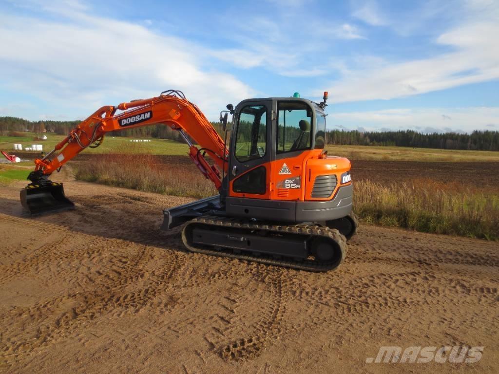 Doosan DX 85 R Midi rýpadlá 7 t - 12 t