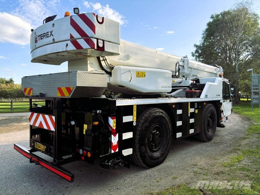 Terex AC40/2L Univerzálne terénne žeriavy