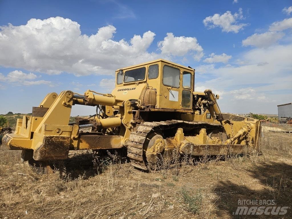 CAT D 9 G Pásové dozéry