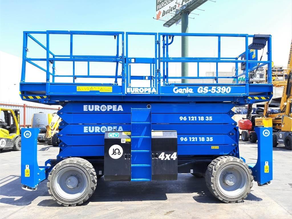 Genie GS5390RT Nožnicové zdvíhacie plošiny