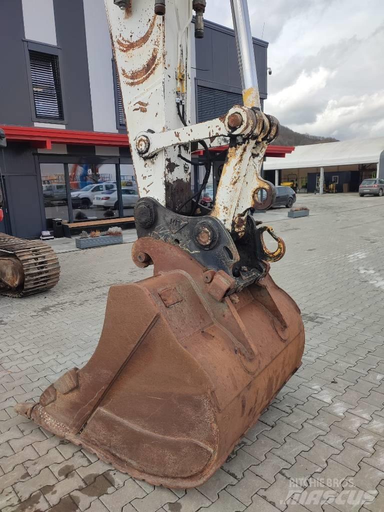 Komatsu PC210 LC-8 Pásové rýpadlá