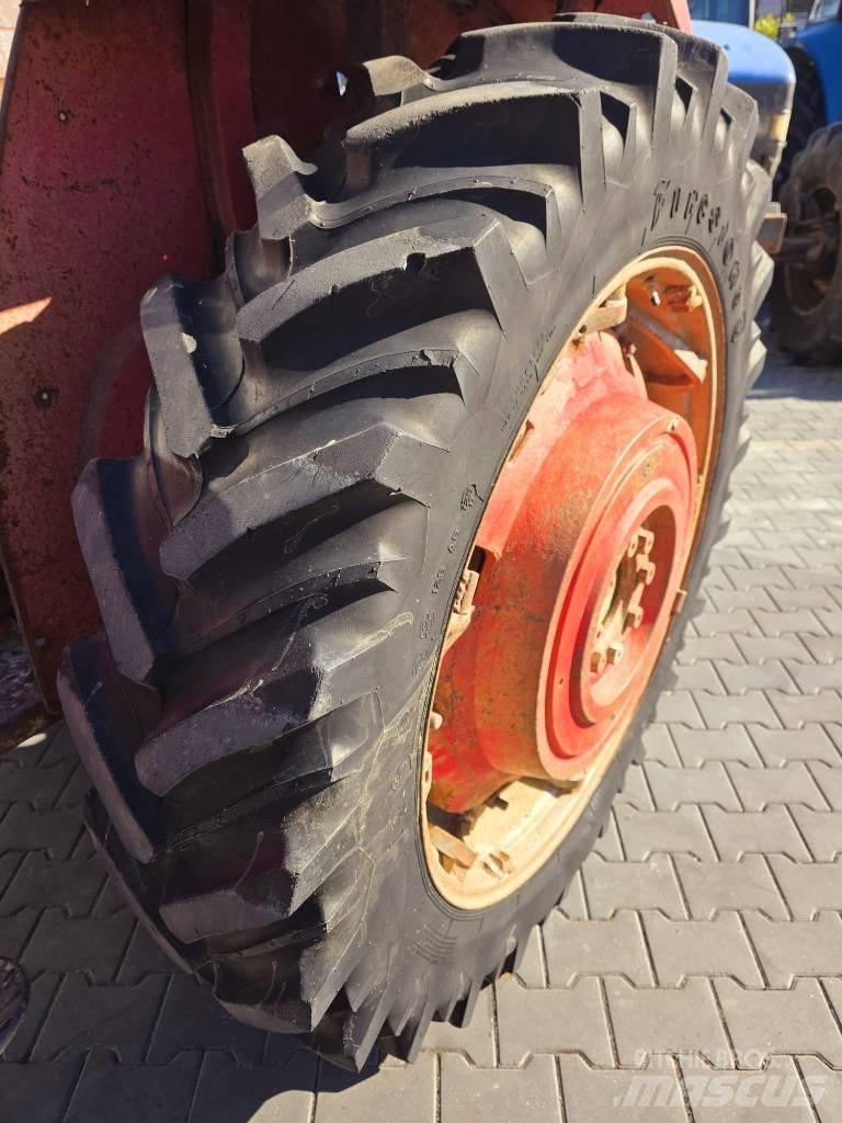 Massey Ferguson 178 Traktory