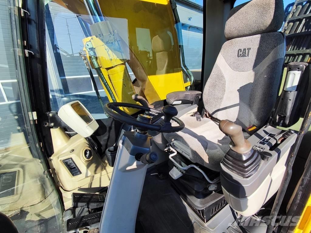 CAT M 318 C Kolesové rýpadlá