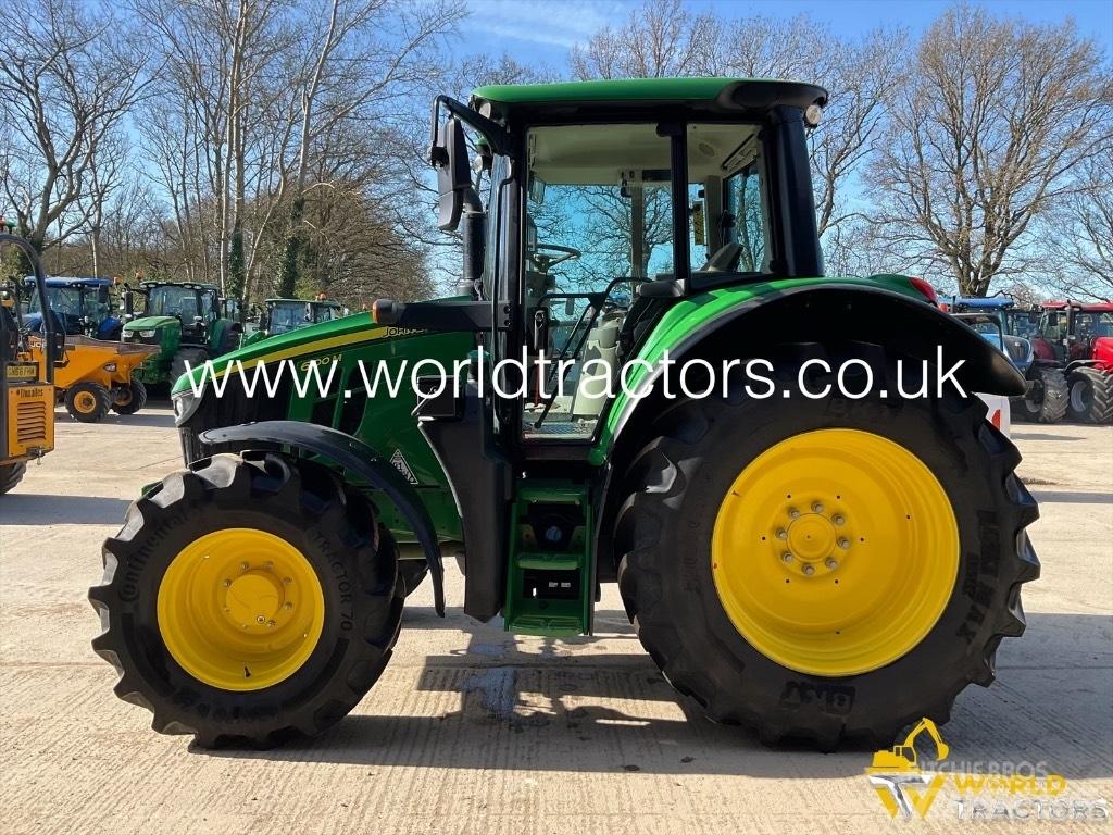 John Deere 6100 M Traktory