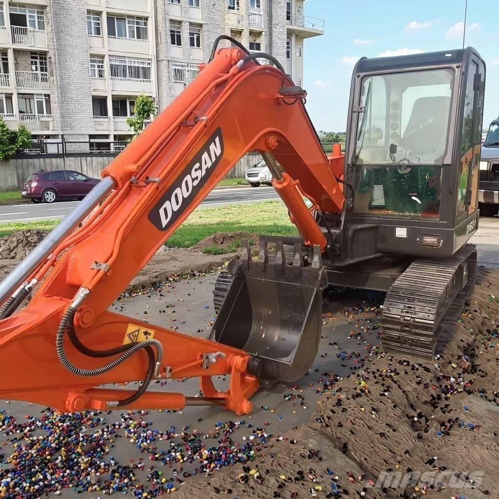 Doosan DH 60 Mini rýpadlá < 7t