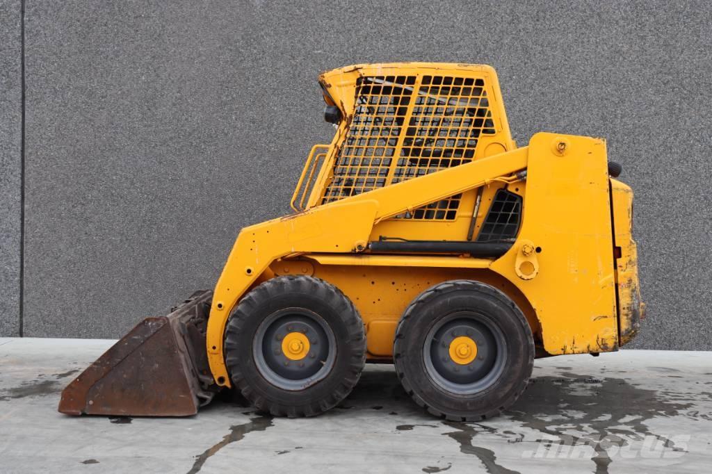 Bobcat S 130 Mininakladače