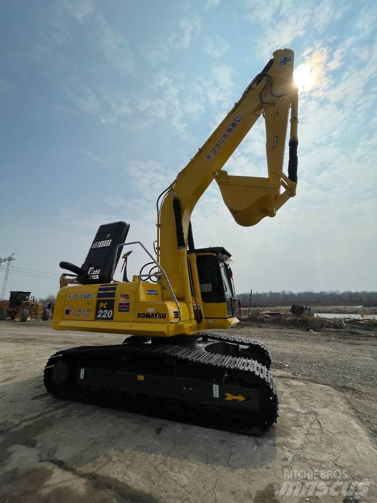 Komatsu PC 220 Pásové rýpadlá