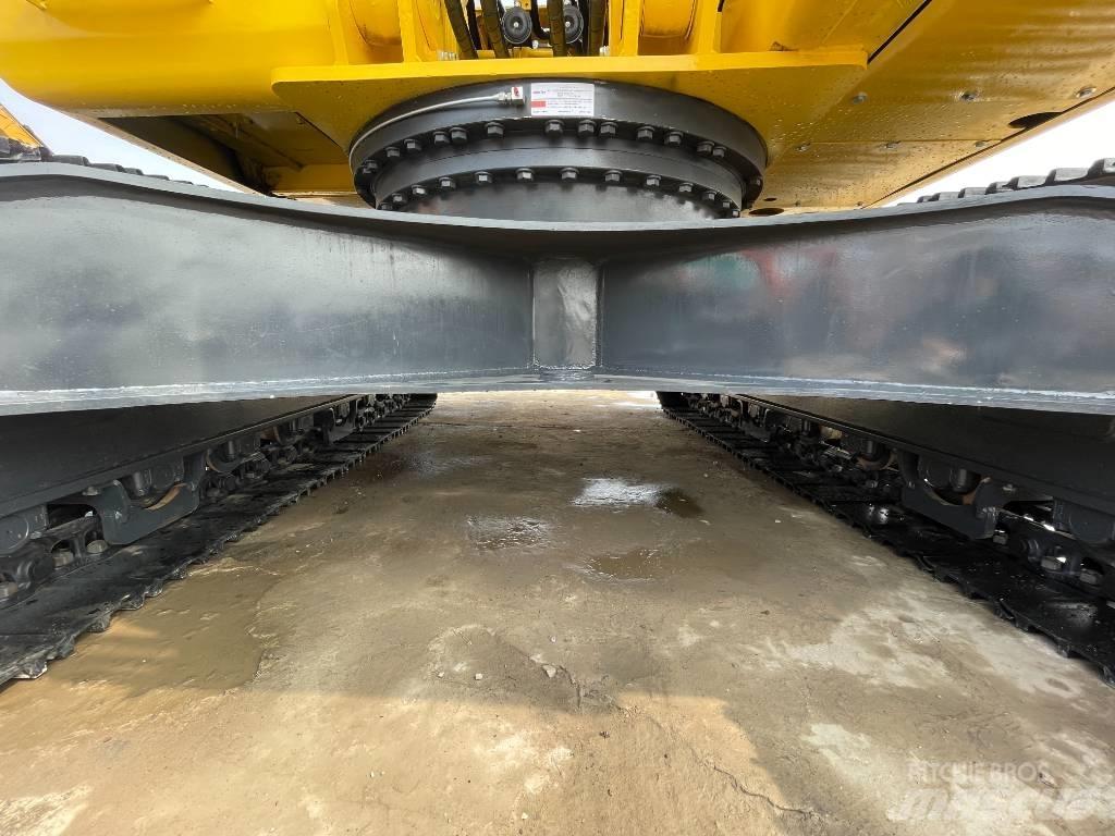 Komatsu PC 220 Pásové rýpadlá