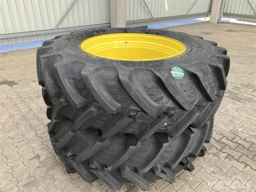 BKT 520/85R38 Pneumatiky, kolesá a ráfiky