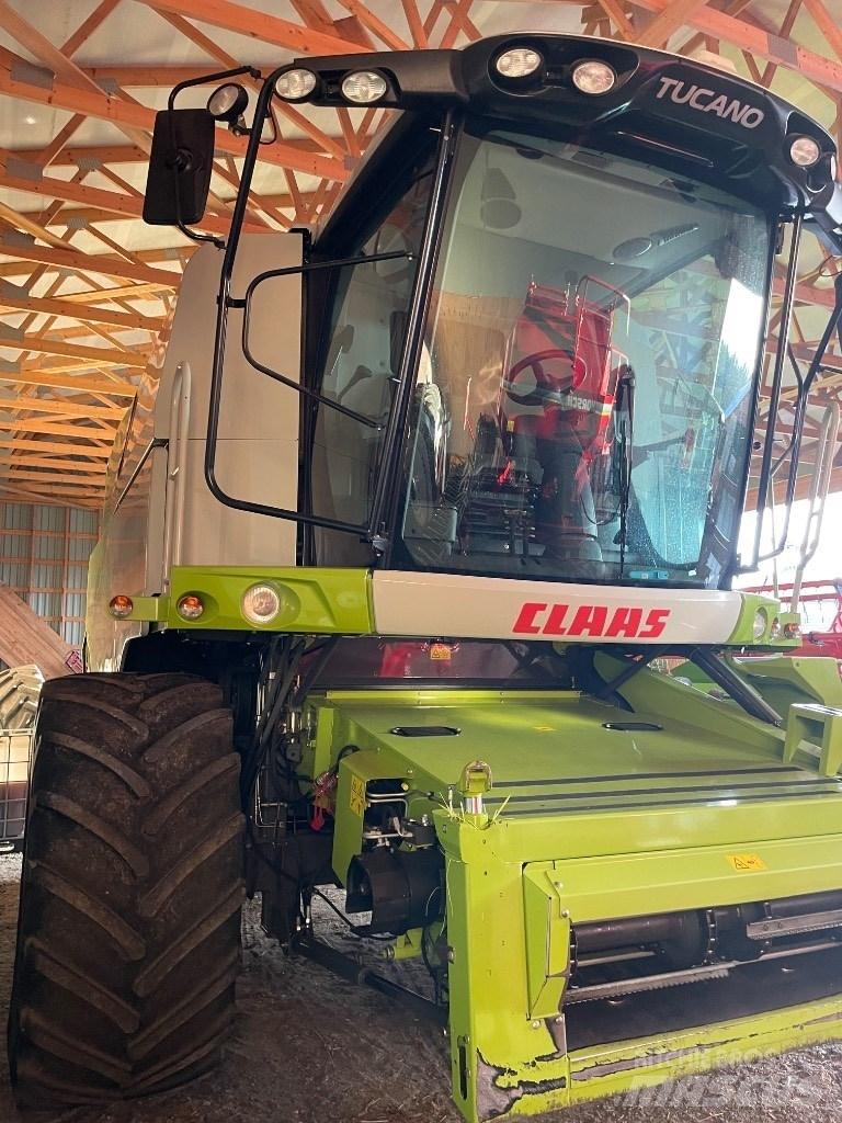 CLAAS Tucano 440 Kombinované zberacie stroje