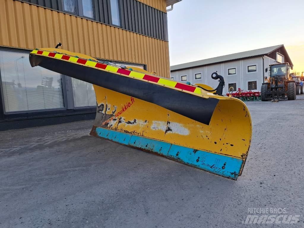 Soukkio AK 3400 Snežné pluhy, predné snežné radlice