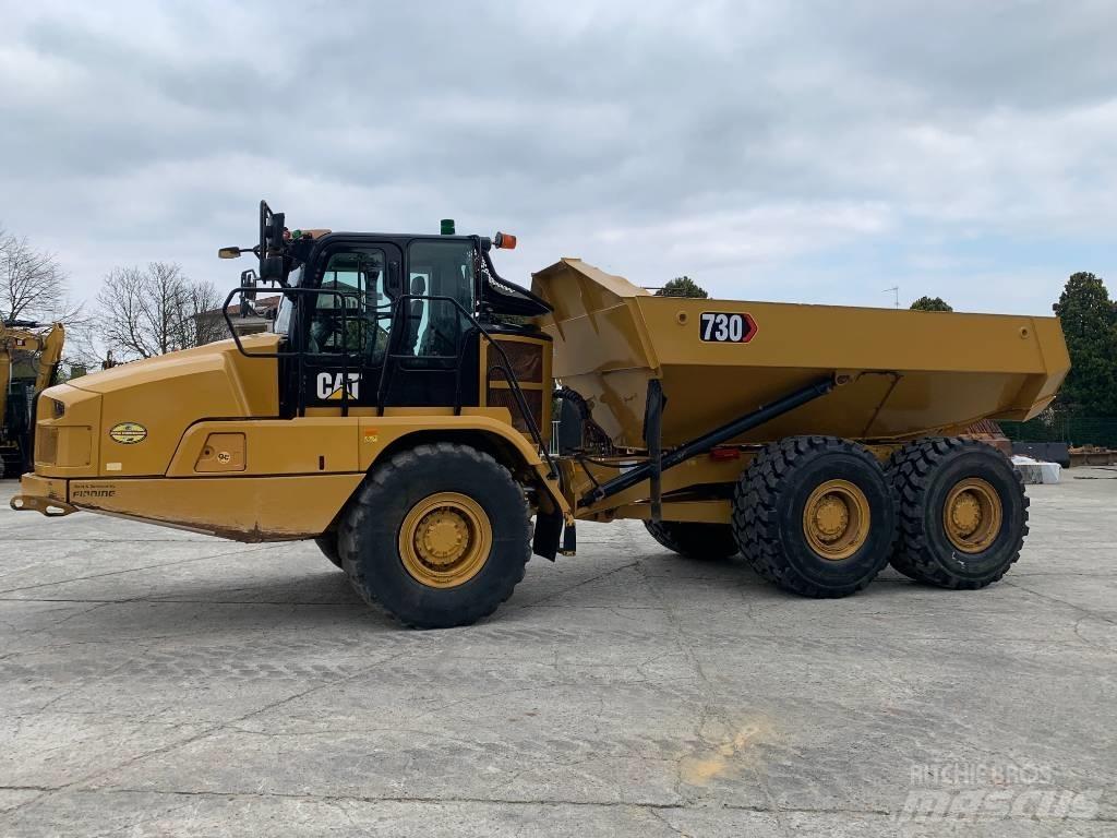 CAT 730 Kĺbové nákladné autá