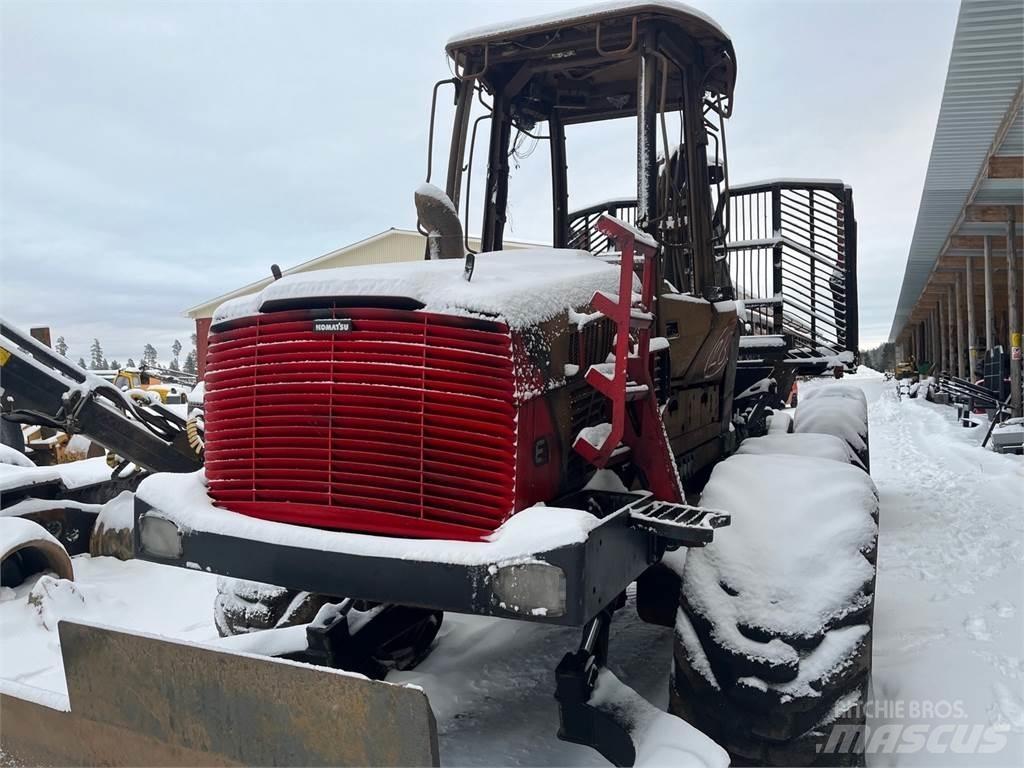 Komatsu 895 Lesné traktory