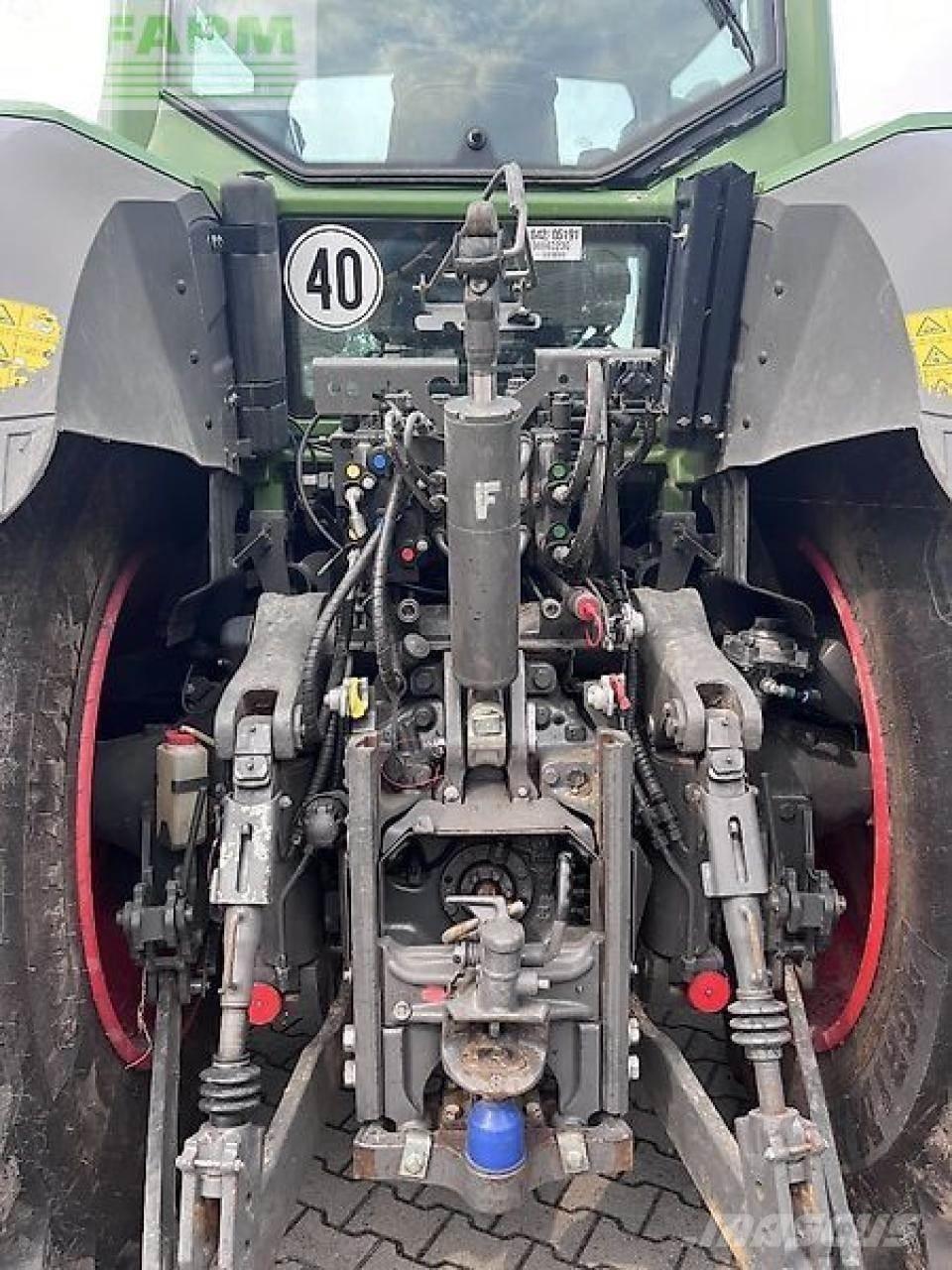 Fendt 828 Traktory