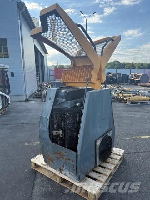Liebherr L 556 Radiátory