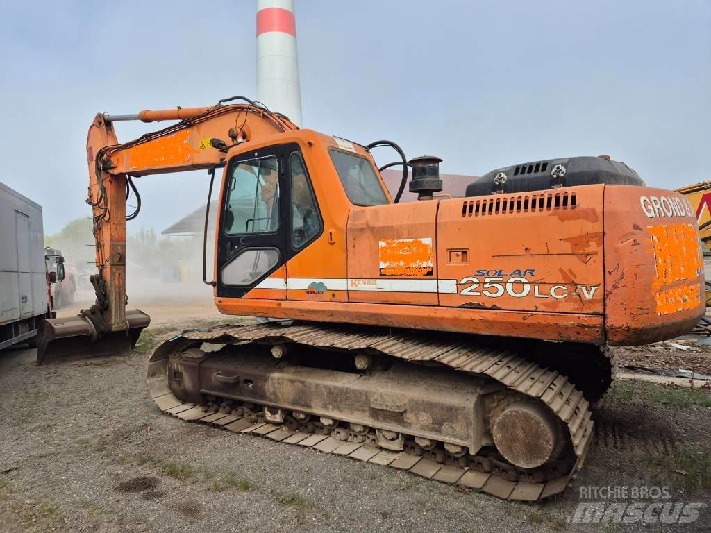 Daewoo S250 Pásové rýpadlá