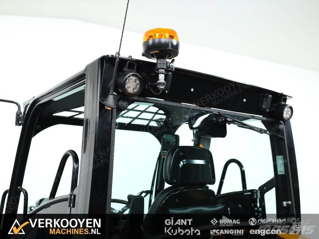 GiANT G5000 Kolesové nakladače