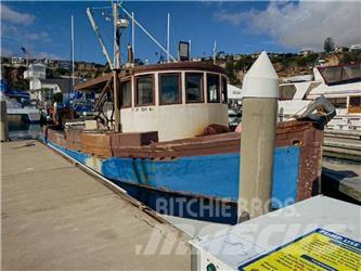  Trawler Boat Pracovné lode, bárky a pontóny