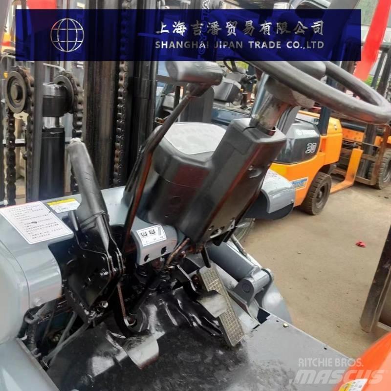 Toyota 6 F Dieselové vozíky