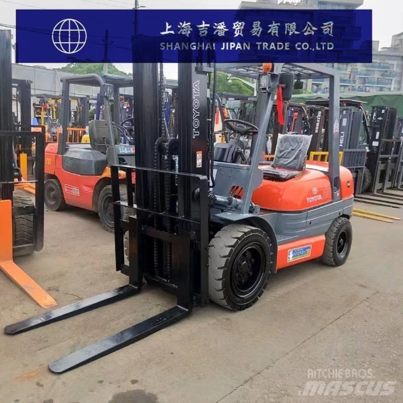 Toyota 6 F Dieselové vozíky