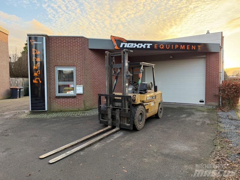 CAT GP 40 LPG vozíky