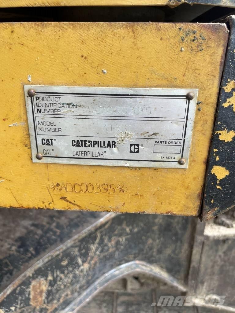 CAT 318 B L Pásové rýpadlá