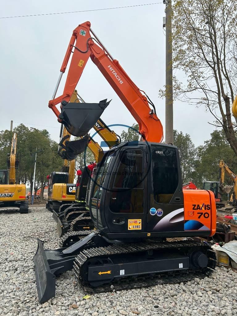 Hitachi ZX 70 Pásové rýpadlá