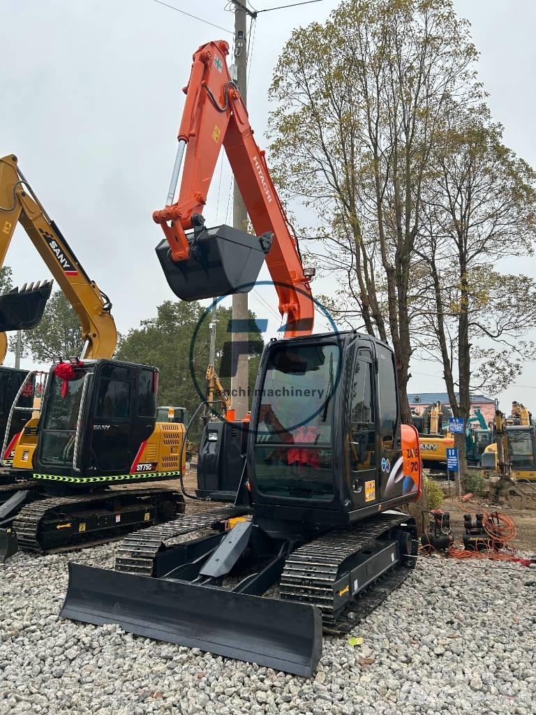 Hitachi ZX 70 Pásové rýpadlá