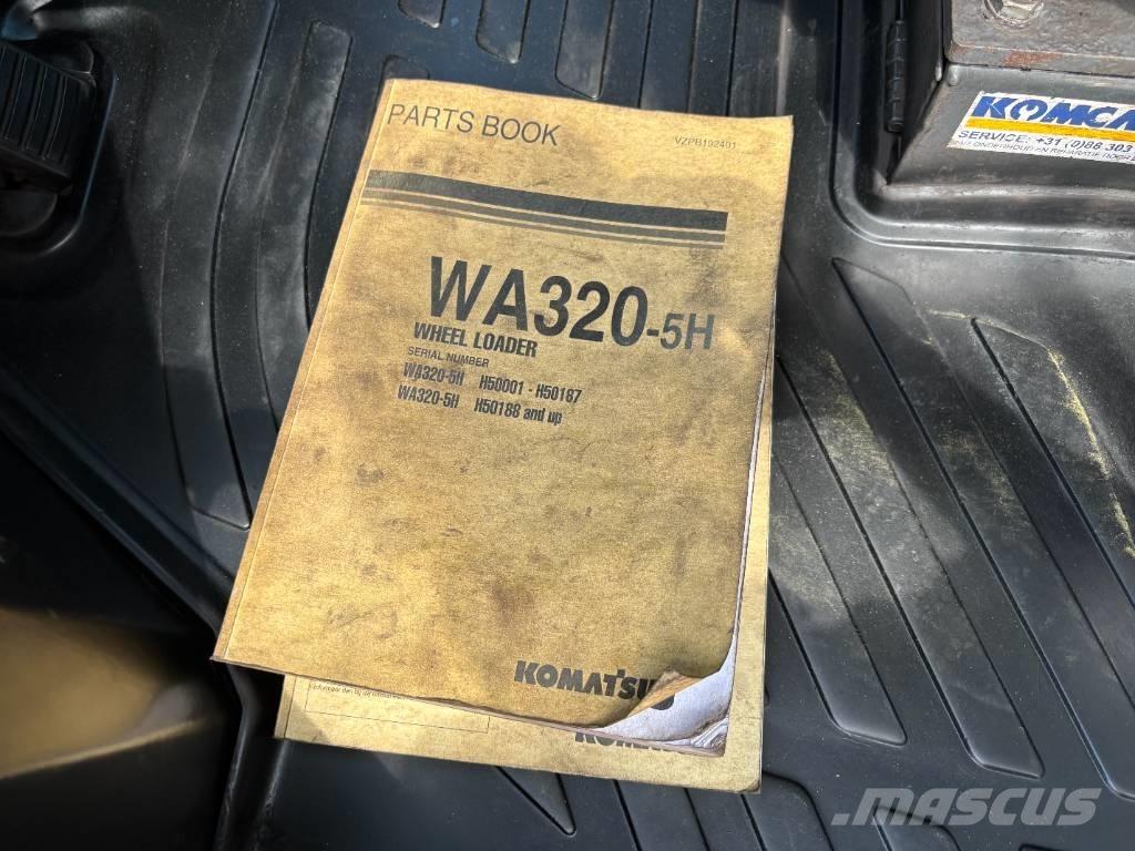 Komatsu WA 320-5 Kolesové nakladače