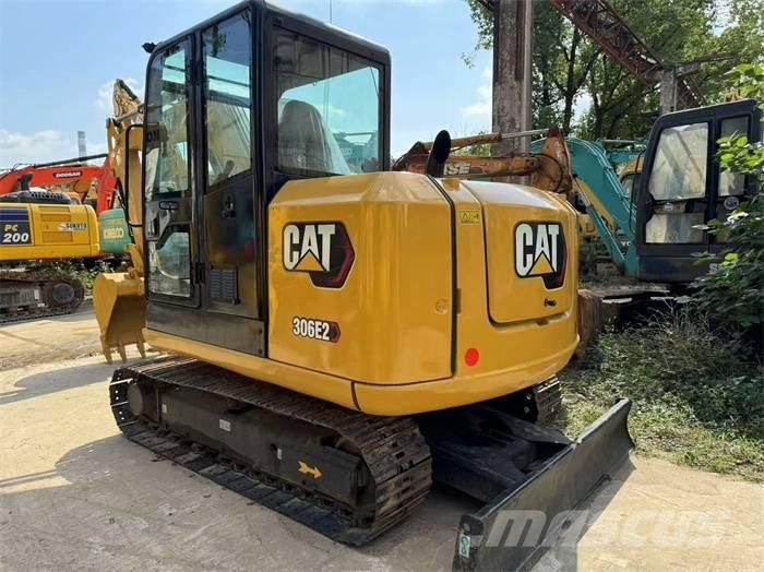 CAT 306 Mini rýpadlá < 7t