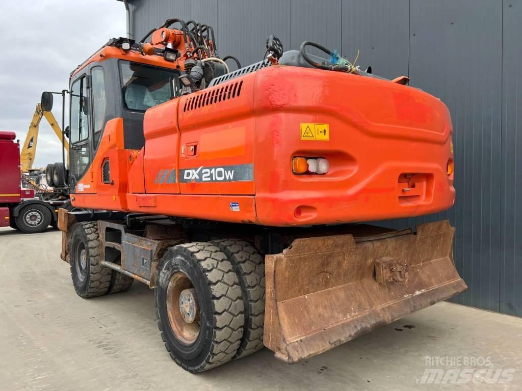 Doosan DX210W Kolesové rýpadlá