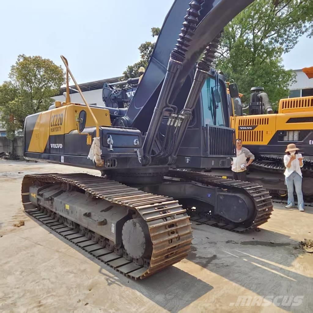 Volvo EC 220 DL Pásové rýpadlá