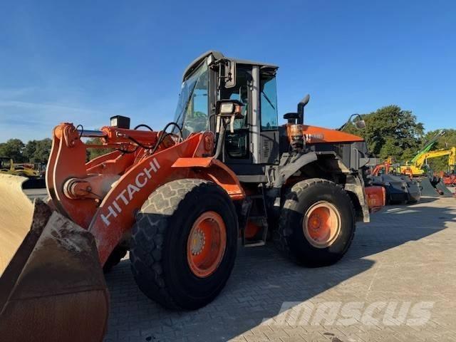 Hitachi ZW 180 Kolesové nakladače